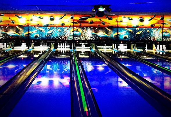 manor lanes glow bowl