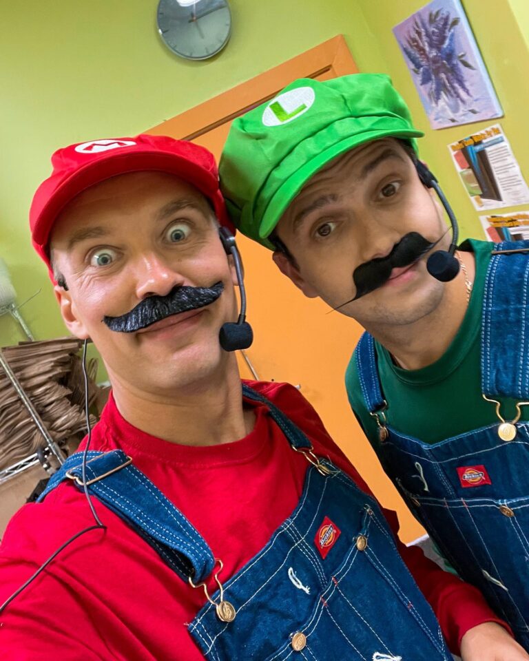 mad monkey 1 768x960